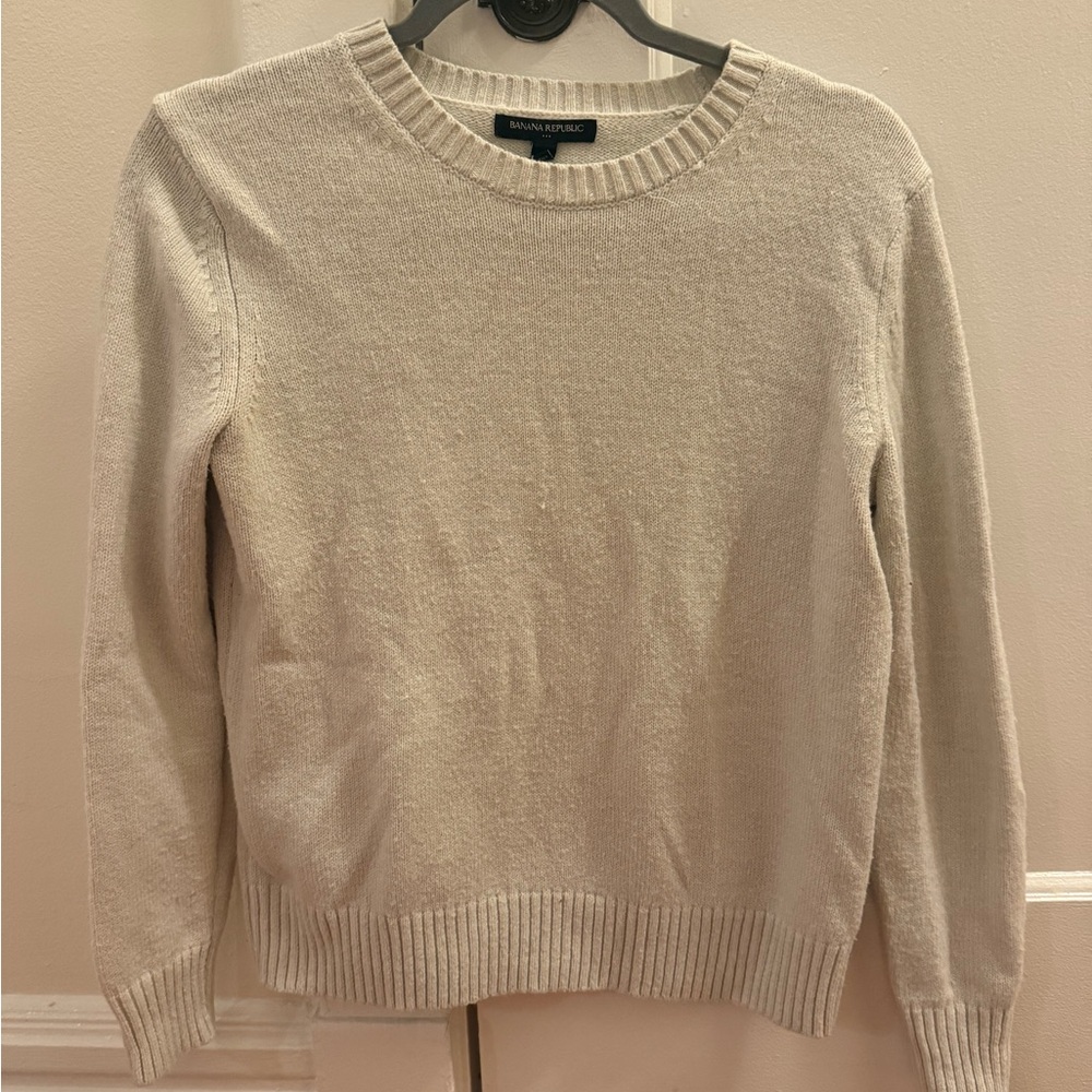 Banana Republic crew neck sweater